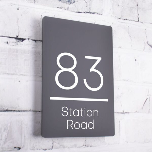 brescia_contemporary_house_sign